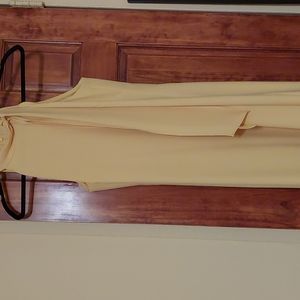 Vince Camuto  Dress. YELLOW